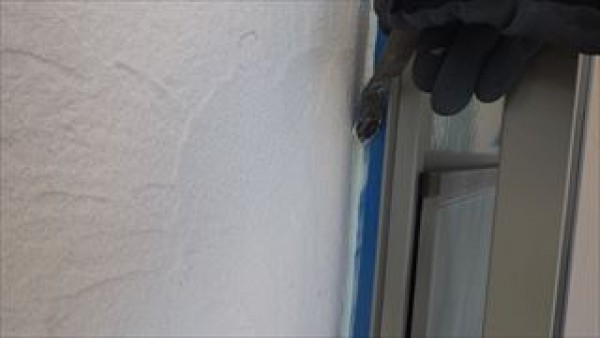 明石市KM様邸外壁塗装工事　モルタル壁の下地補修サムネイル